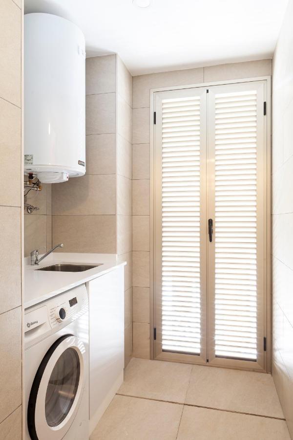 בנידורם Apartamentos Mayal Con Piscina מראה חיצוני תמונה