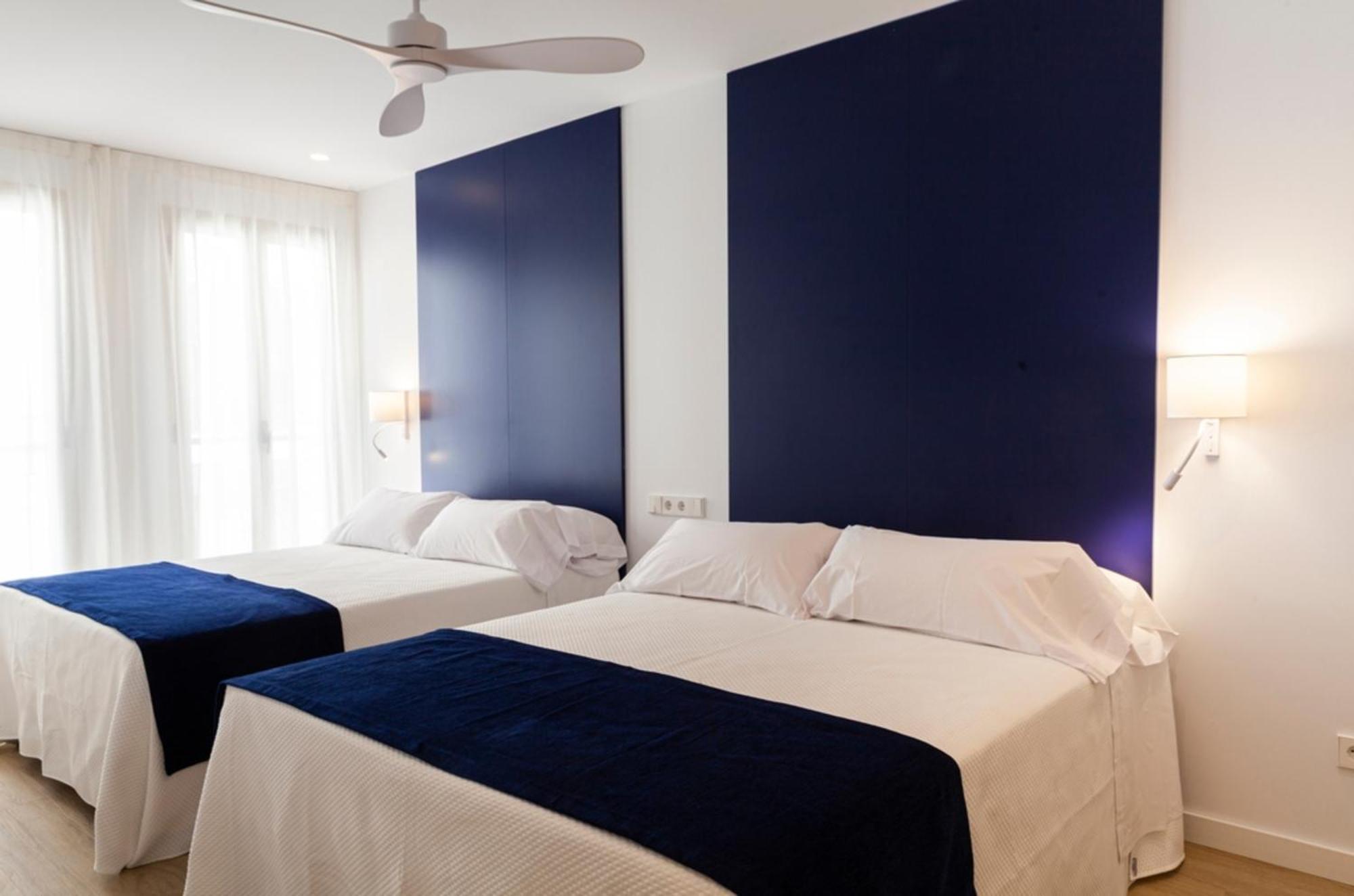 בנידורם Apartamentos Mayal Con Piscina חדר תמונה